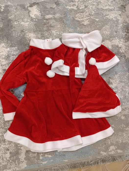 Продам новогодний костюм для девочки.