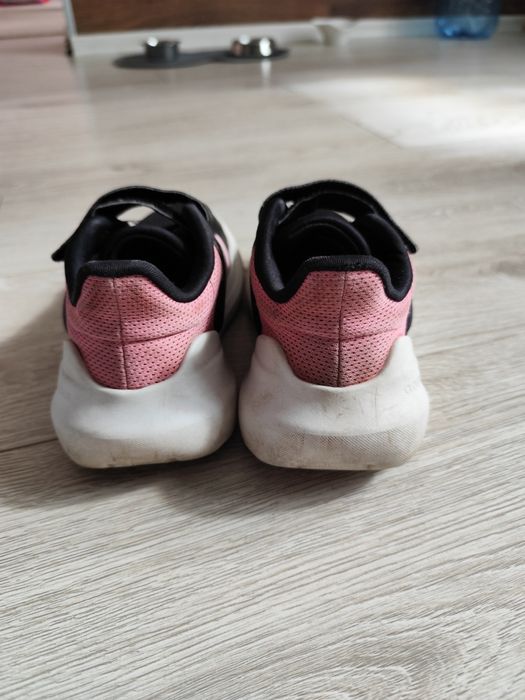 Маратонки Adidas