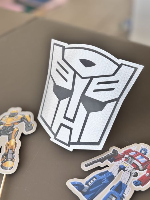 Топер за торта