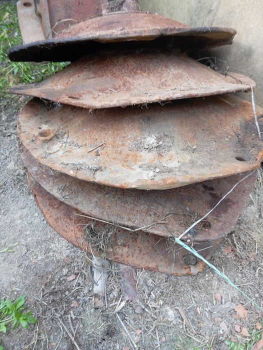 Продам редуктор на роторку и верхние диски.