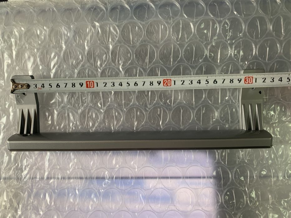 Maner 32cm distanta gauri 29,5cm beko arctic inox argintiu frigider