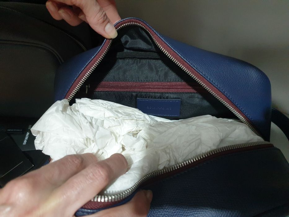 Geanta mâna Emporio Armani