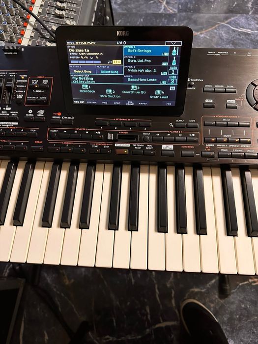 Vând korg pa4x orga personala