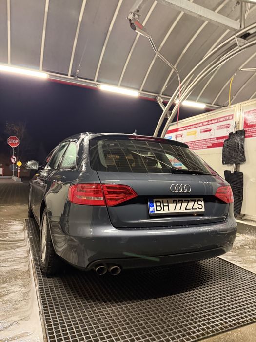 Vând AUDI A4 B8