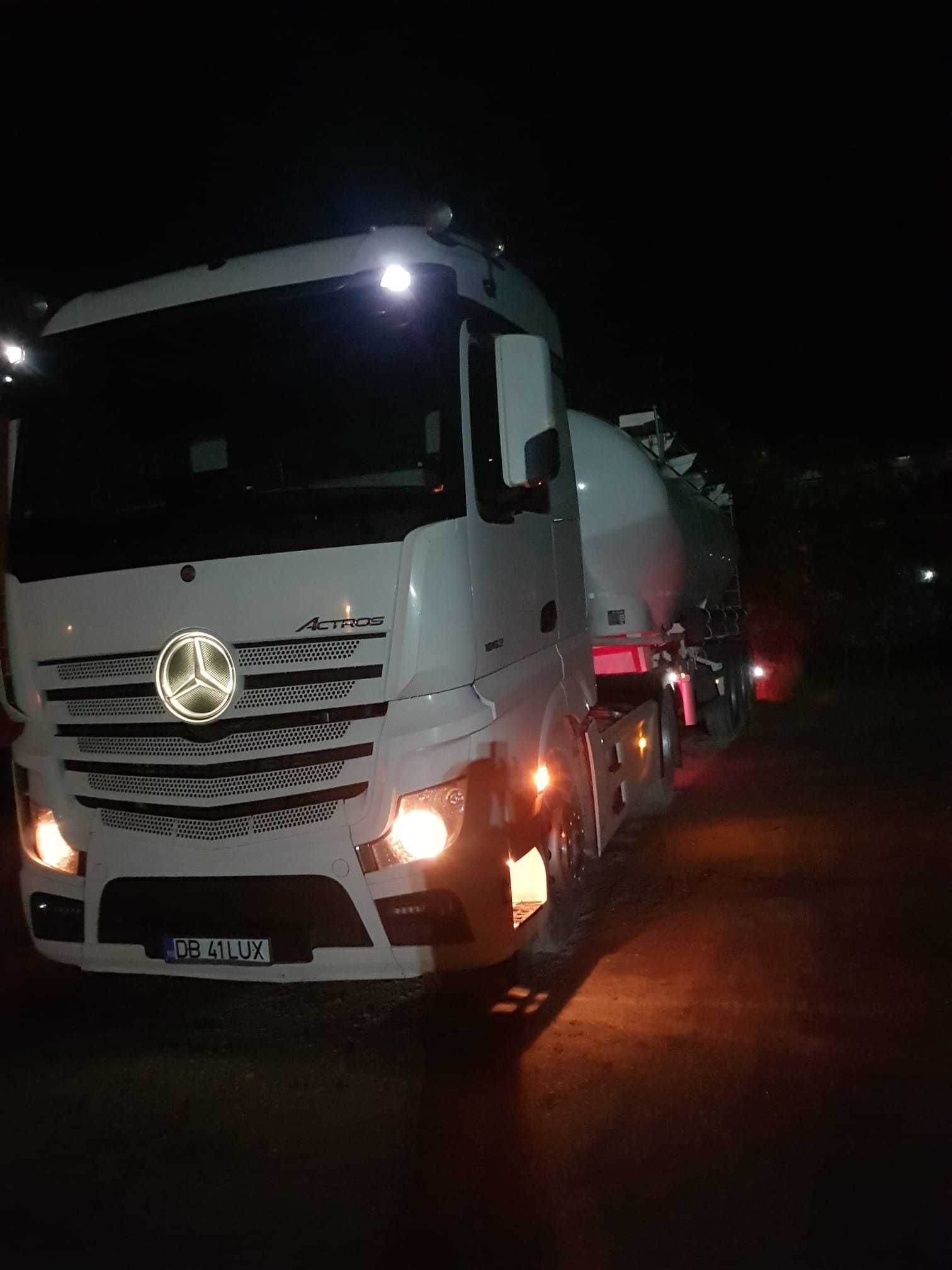 Mercedes Actros 530