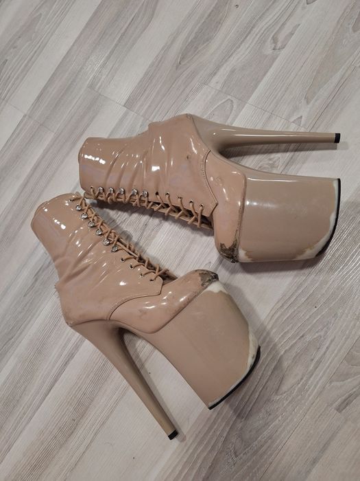 Обувки за екзотик пол денс