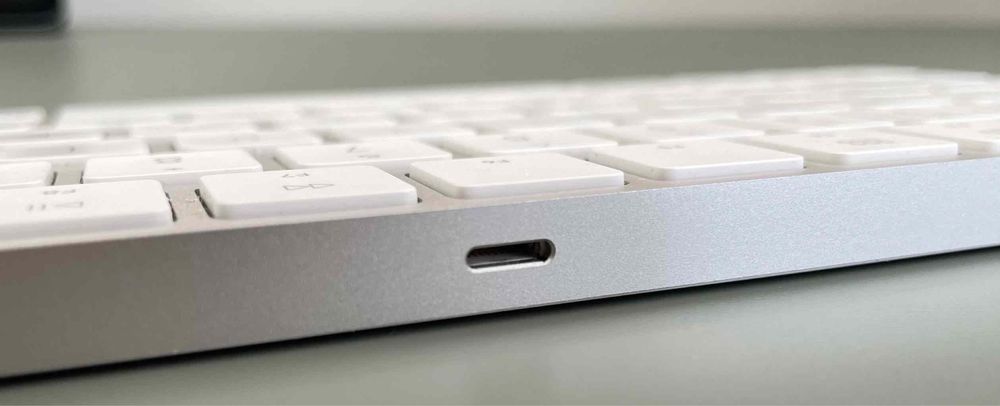 Apple Magic Keyboard “White” A1234