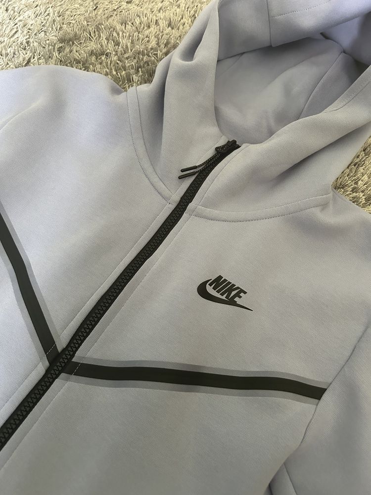 Nike Tech Fleece light thistle