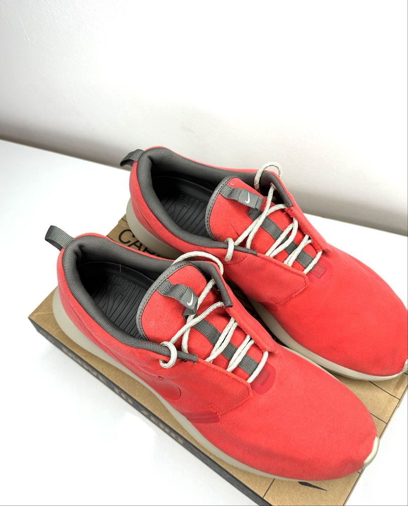 Nike Roshe Run NM (47.5) Маратонки