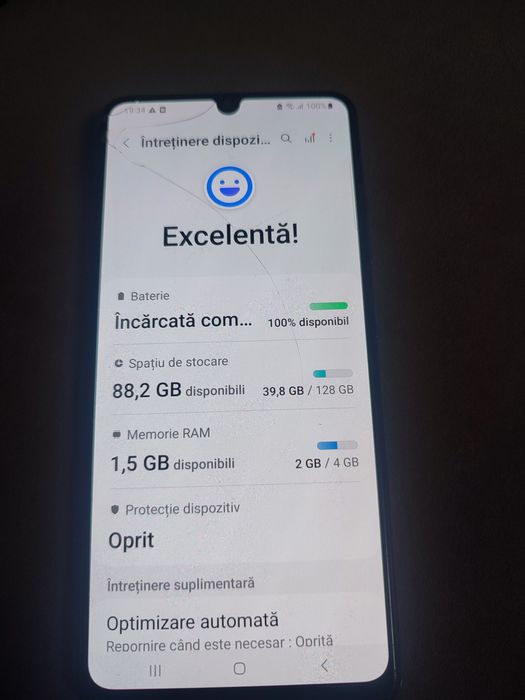 Samsung a32 si Samsung j4+
