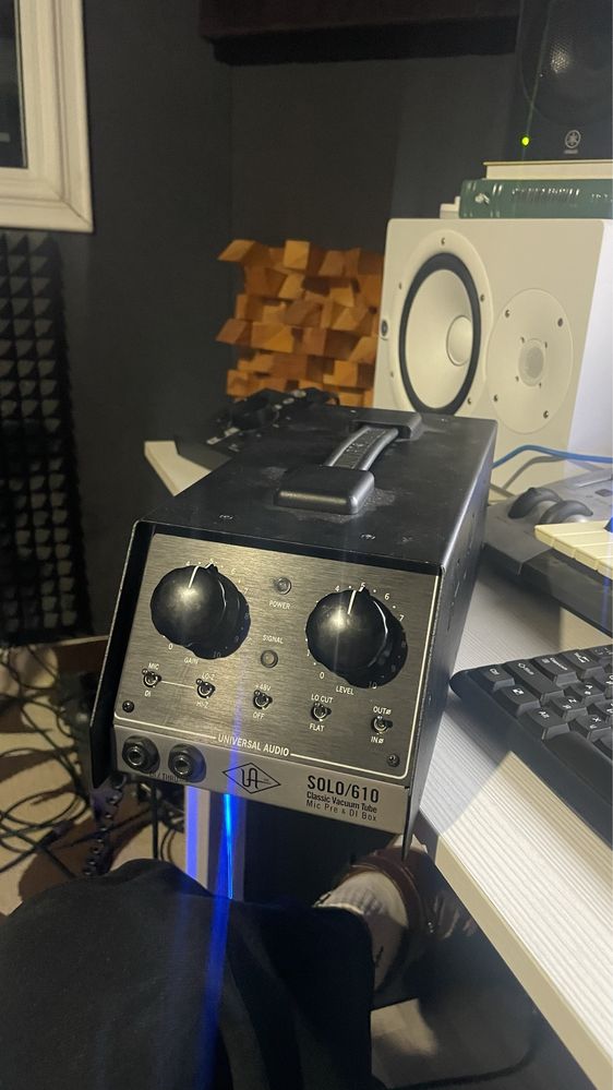 Продам предусилитель Uad Solo 610
