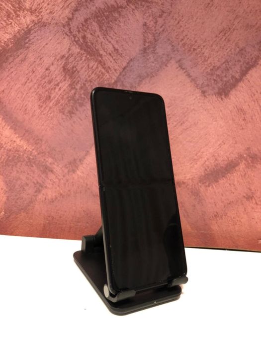 Samsung Galaxy Flip 3 5G