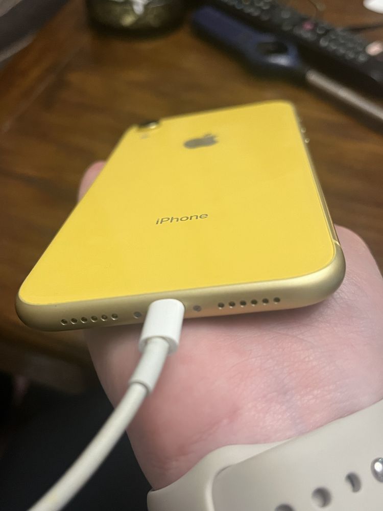 iPhone XR - Galben