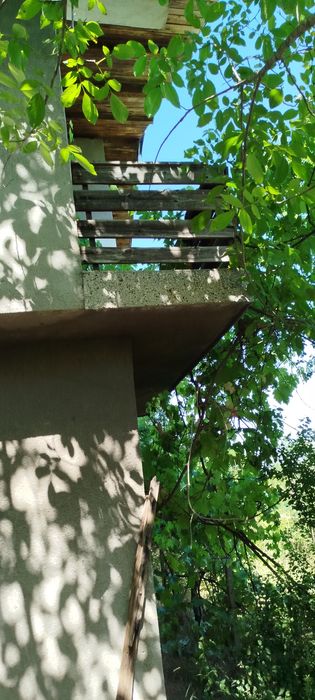 Къща двуетажна вила масивна