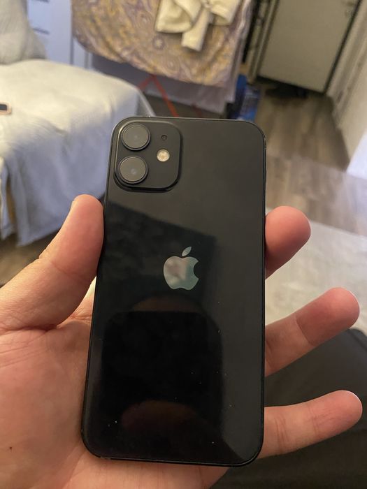 Iphone 12 mini в отоичном состоянии