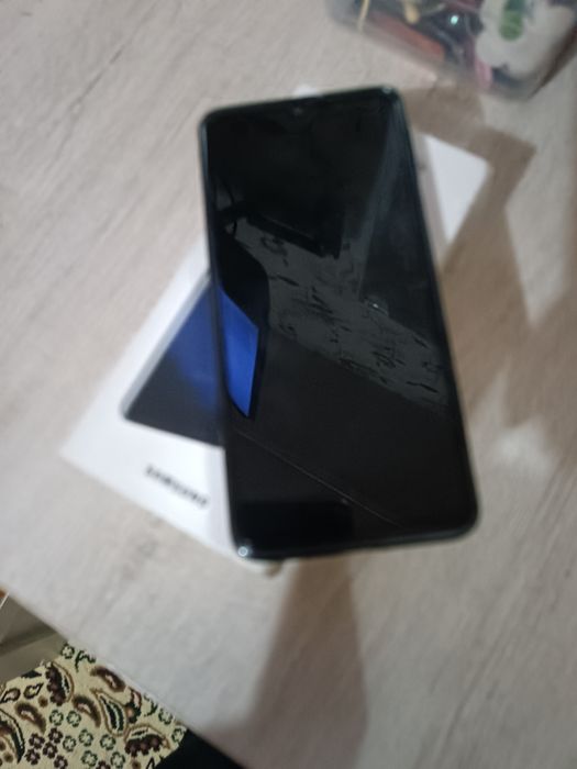 Samsung a32 sotiladi