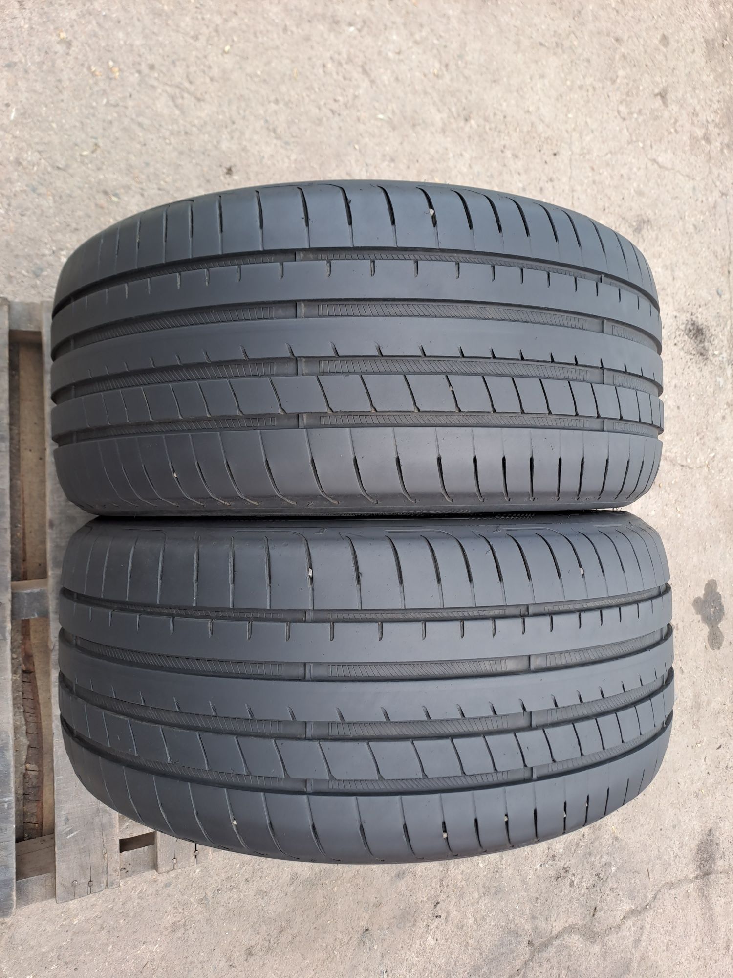 2бр. 255/40/18 Goodyear Eagle F1 Asymetric 5: DOT 5121