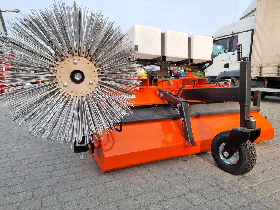 Matura tractor, perie tractor maturatoare tractor RODA Piese de schimb