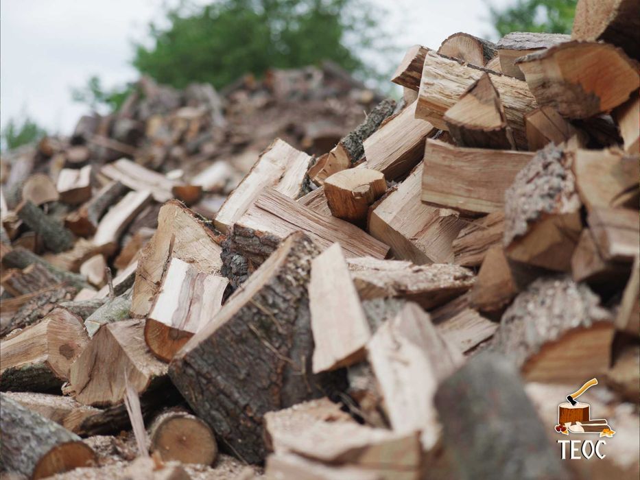 Дърва за огрев – нарязани, нацепени и чисти