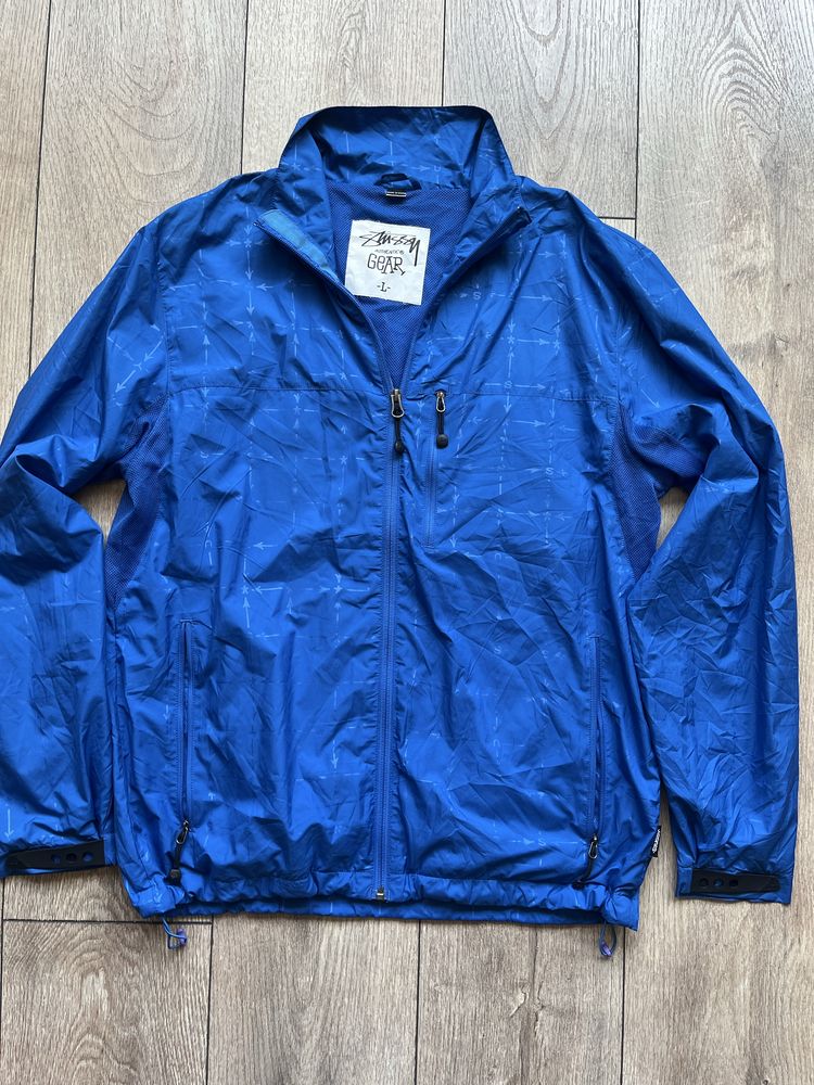 STUSSY : Ново яке размер М-Л / Оригинал