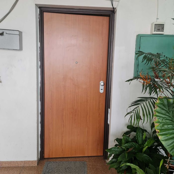 Ușă metalică antiefracție de calitate, marca Dierre.