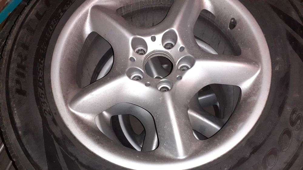 BMV X5  235×65×17 3бр.гуми с джанти .