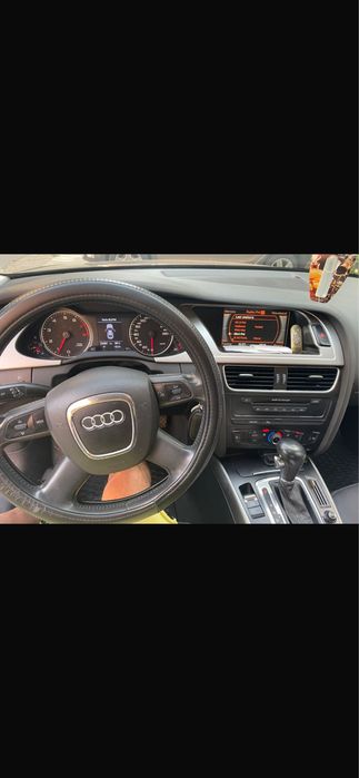 Se vinde autoturism AudiA4 B8, masina personala