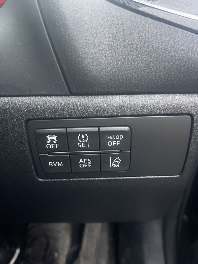 Dezmembrez mazda 3 berlina 2013-2017 2.2
