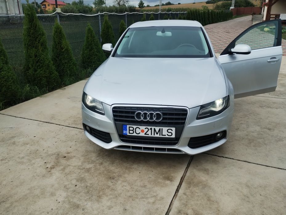 Audi A4 b8  2.0 TDI 2012