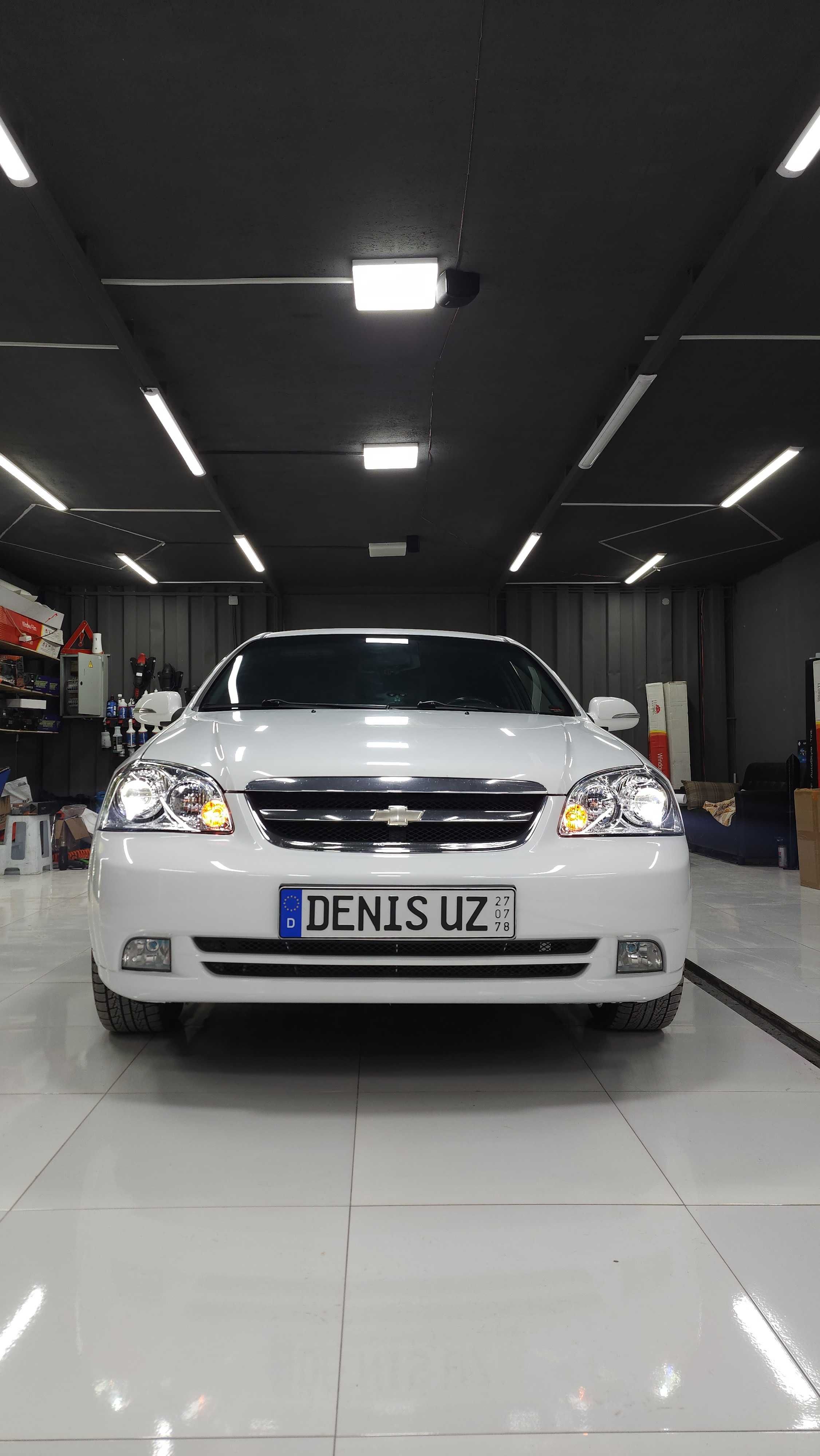 Продажа и установка Bi led модулей Би лед линз Aozoom