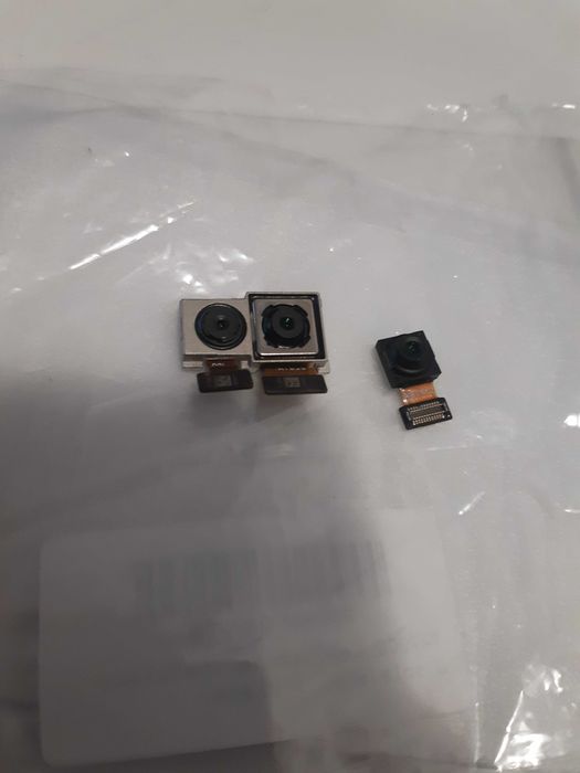 Huawei p20 lite pentru piese, capac spate Huawei P20 Lite.