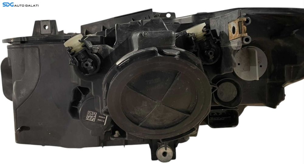 Far Dreapta FARA Xenon BMW Seria 3 F30 F31 2011 - 2015 [LR0156]