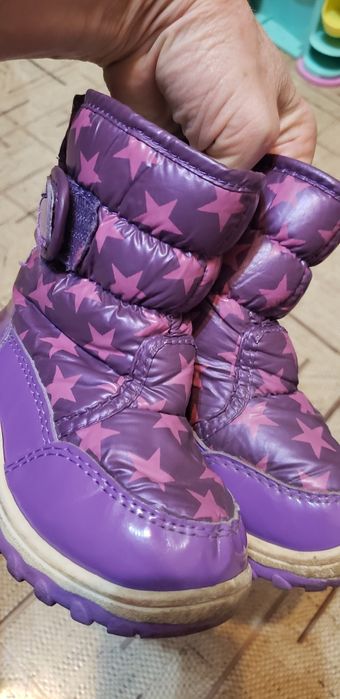 Зимние сапожки на малышку 23 и 24р