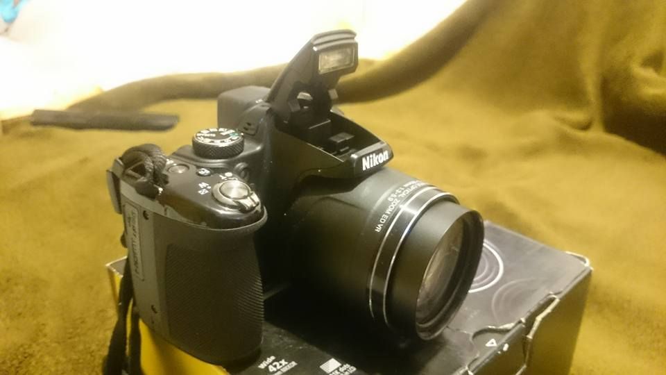 Nikon Coolpix P530 (16.1 MPx) - (Zoom 42x) - (3" LCD)
