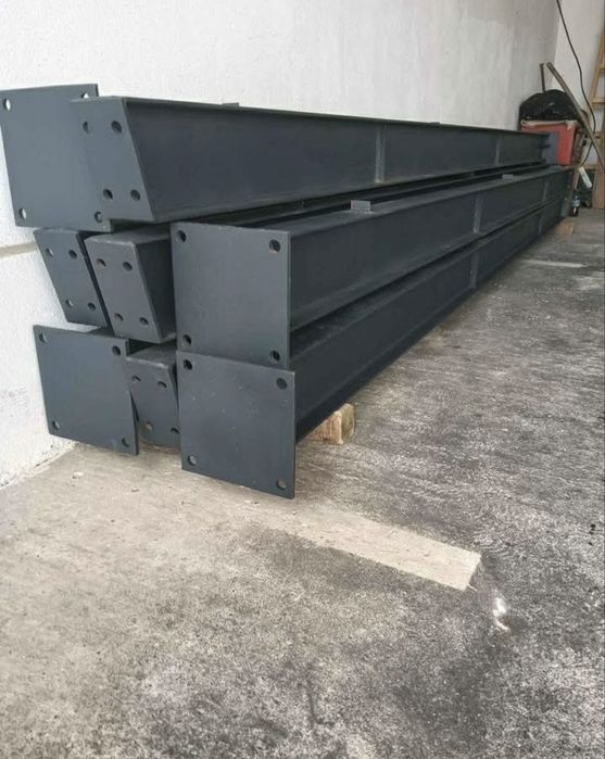 Vând hală structură metalică la prețul de 3000 €