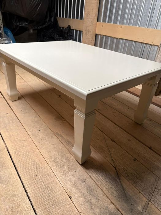 Masuta de cafea "iasomie"