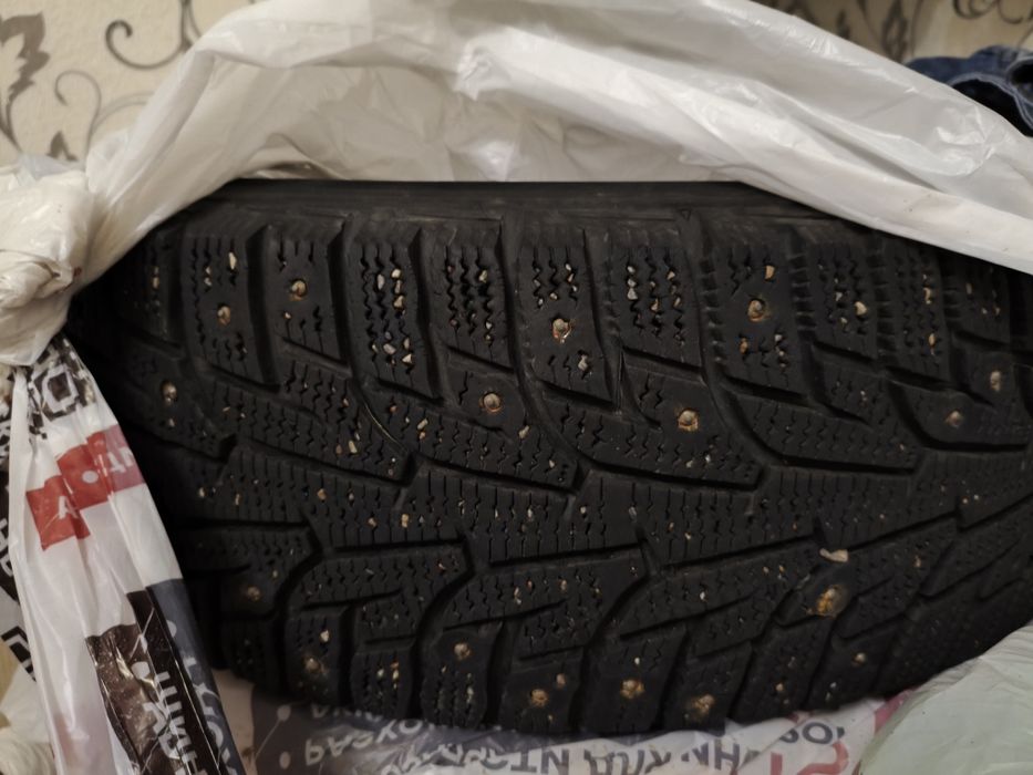 Зимние шины 185/60 R15 Hankook WiNter i*Pike RS