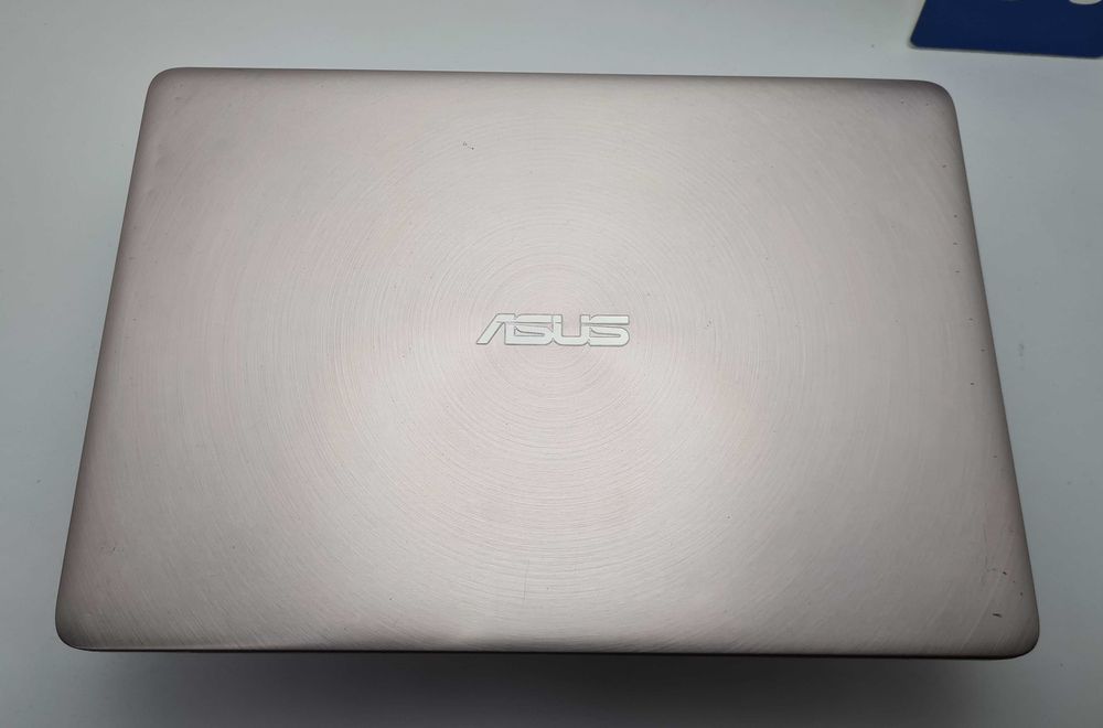 Asus Zenbook UX310U i5 7200U/8GB/128GBSSD/500GB HDD/FHD/Подсветка