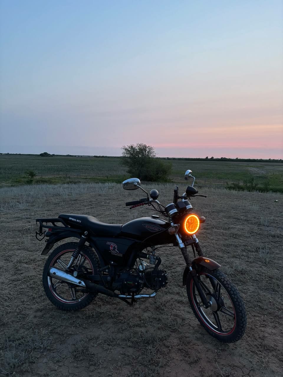 Продаю мотоцикл альфу