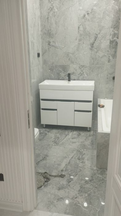 Отопление,радиаторы теплые полы . Сантехника премиального класса .