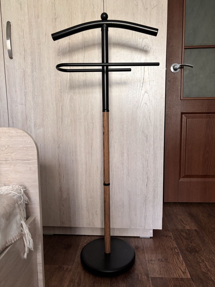 Вешалка напольная