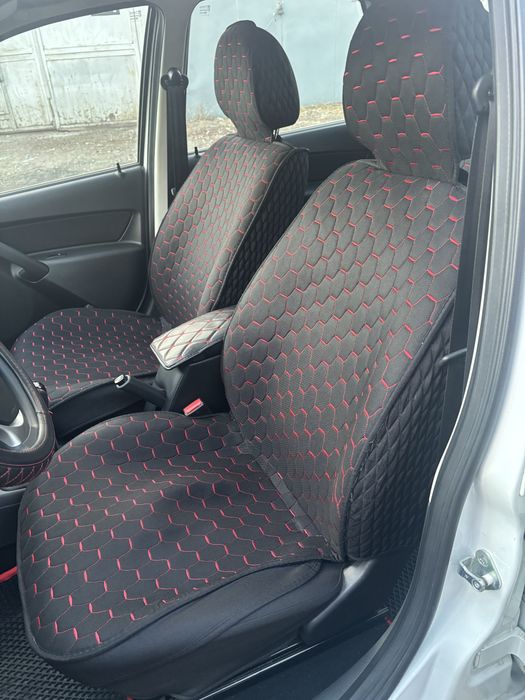 Чехлы в идеальном состоянии