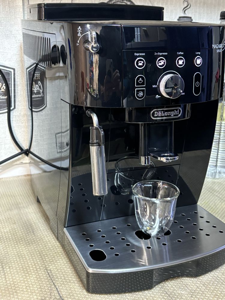 Espressor automat Delonghi Magnifica S Smart Ecam 230.13