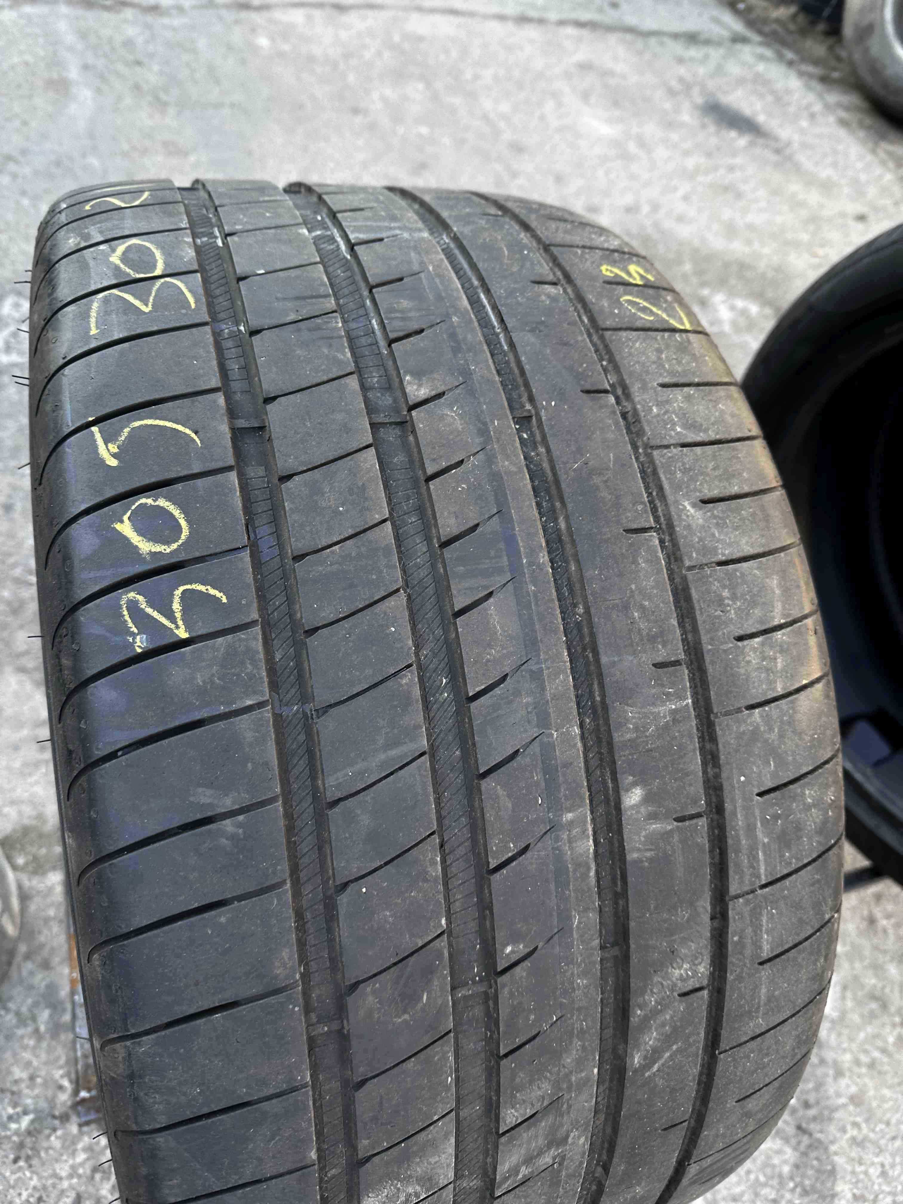 Anvelopa Vara 305/30 R21 GOODYEAR F1 asymmetric 3 104Y