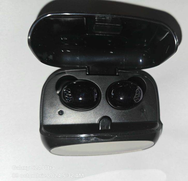 Casti Audio Wireless fara fir, Bluetooth 5.1, tip Earbuds