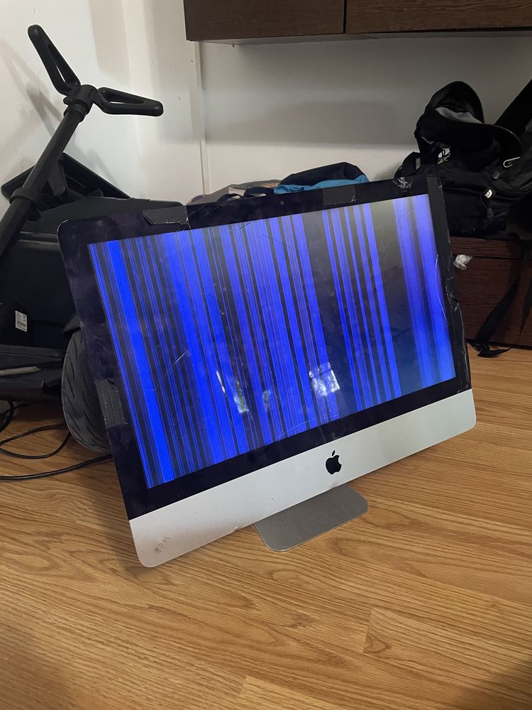 Imac i5 late 2012 21.5 inch (display defect)