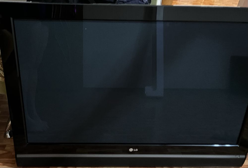 Продается телевизор