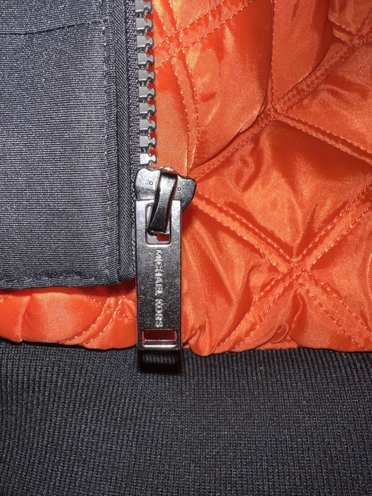 Vând geaca originala michael kors barbati