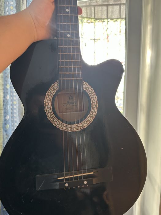 Продам новую гитару