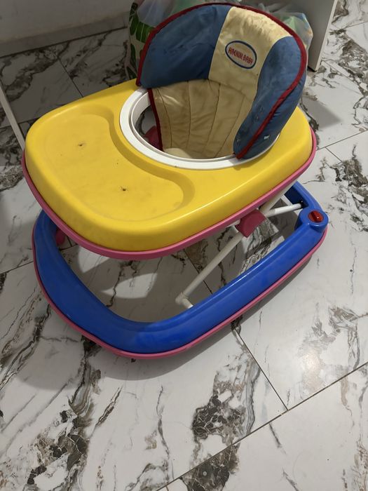 Ходонок отдам беспл